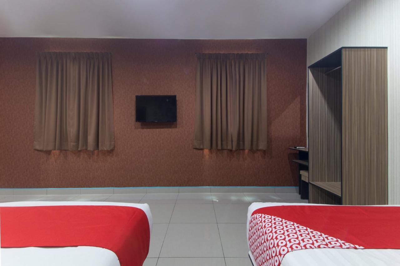 Pinji Hotel 2*
